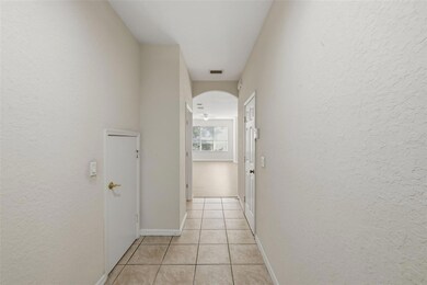 27018 Cool Stream Ln, Wesley Chapel, FL 33544 - photo 3