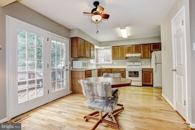 6318 Pitch Pine Ct, Sykesville, MD 21784 - photo 7