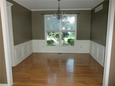Formal Dining with wainscot