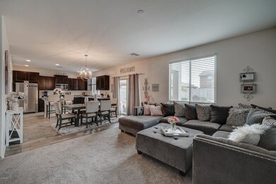 6140 W Laurie Ln-8