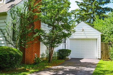 One car garage att