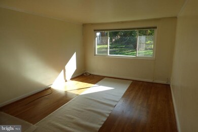 6123 Westland Dr, Hyattsville, MD 20782 - photo 5