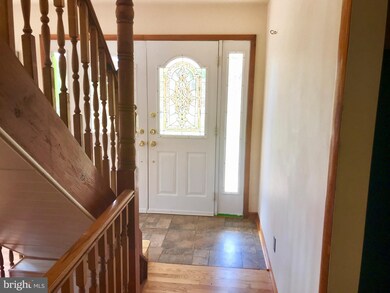 1090 Mitchem Ln, Hedgesville, WV 25427 - photo 5