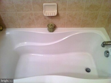 11228 Wortham Crest Cir unit 82, Manassas, VA 20109 - photo 6