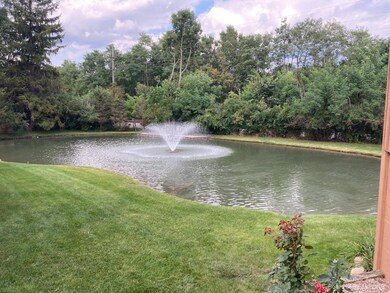 7736 Cottonwood Ln unit 34, Dexter, MI 48130 - photo 2