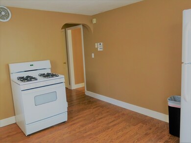 156 Carroll St, Springfield, MA 01108 - photo 5