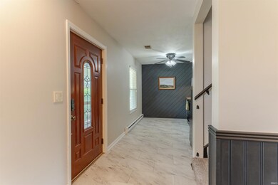 205 Southlane Dr, Elberfeld, IN 47613 - photo 6