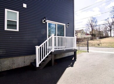 34 Myrtle St, Chicopee, MA 01013 - photo 5