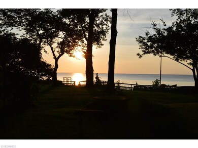 5423 E Lake Rd, Sheffield Lake, OH 44054 - photo 4