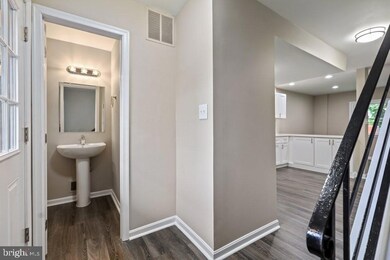 7427 Drumlea Rd, Capitol Heights, MD 20743 - photo 5