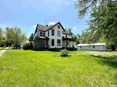 202 E Liberty St, Virginia, IL 62691 - photo 2