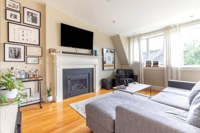 142 W Concord St unit 4, Boston, MA 02118 - photo 7