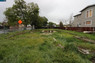 1602 S Sutter St, Stockton, CA 95206 - photo 5