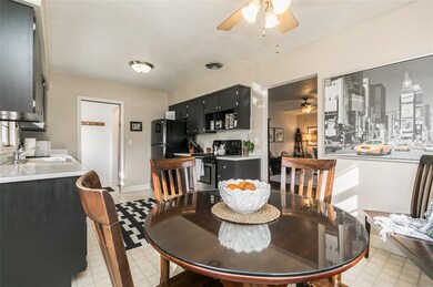 1509 W 4th St, Cedar Falls, IA 50613 - photo 7