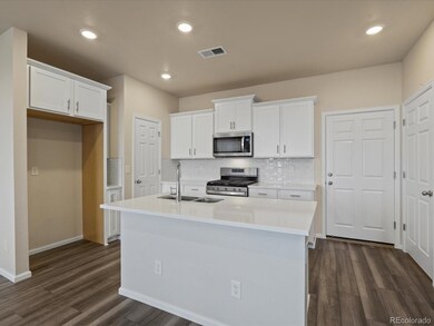 21161 E 63rd Dr, Aurora, CO 80019 - photo 5