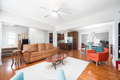 1277 n 5th 010