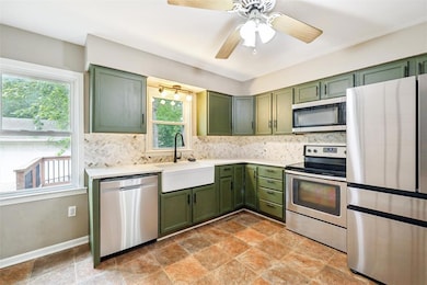 3925 55th St, Des Moines, IA 50310 - photo 6