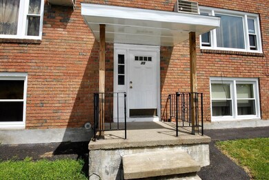 35 Mcalpin St, Albany, NY 12209 - photo 6