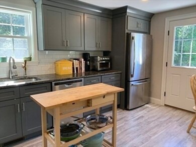 30 Chestnut St unit 30, Bellingham, MA 02019 - photo 3