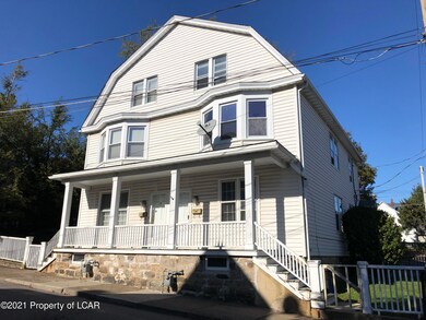 125 W Magnolia St, Hazleton, PA 18201 - photo 3