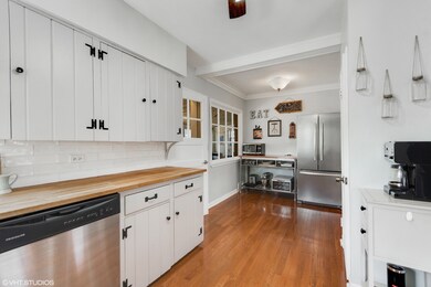 434 N Elm Ave, Elmhurst, IL 60126 - photo 3