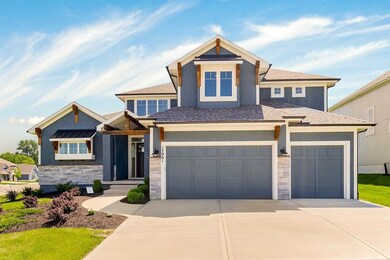 17901 Manor St, Overland Park, KS 66085 - photo 2