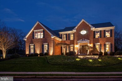 12829 Shadow Oak Ln, Fairfax, VA 22033 - photo 4