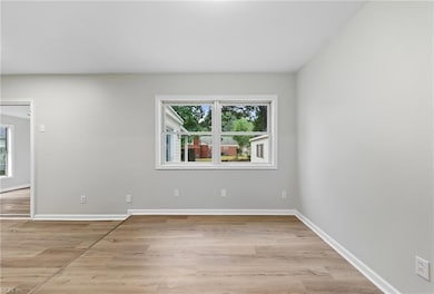 2512 Chesapeake Ave, Chesapeake, VA 23324 - photo 6