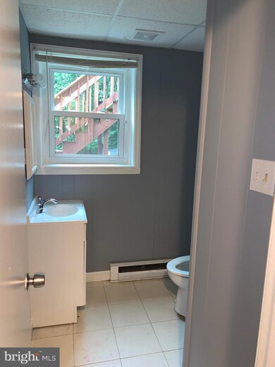 410 Cleveland Ct, Fredericksburg, VA 22407 - photo 5