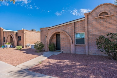 4438 E Hubbell St unit 28, Phoenix, AZ 85008 - photo 3