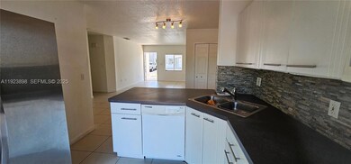 5675 NW 109th Ave unit 34, Doral, FL 33178 - photo 5