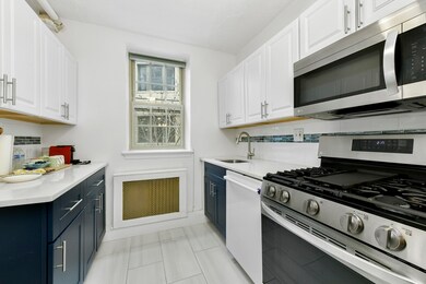1490 Beacon St unit 1, Brookline, MA 02446 - photo 3