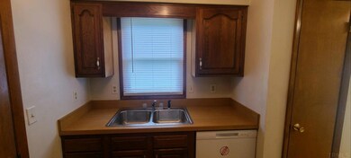 26344 Wayne Cir, South Bend, IN 46619 - photo 4