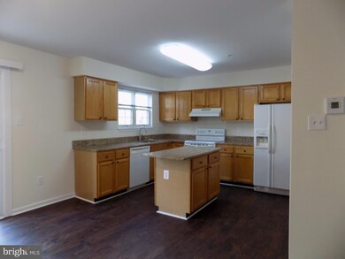 6207 Deep Earth Ln, Columbia, MD 21045 - photo 3