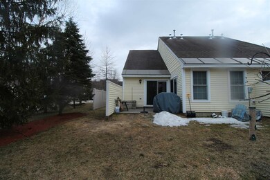 45 Bog Rd unit E2, Concord, NH 03303 - photo 4
