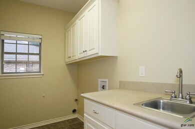 7912 Chancery Ln, Tyler, TX 75703 - photo 7