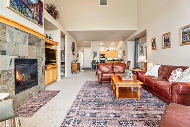 04-Living Room