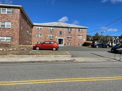 351 Hildreth St unit 23, Lowell, MA 01850 - photo 2