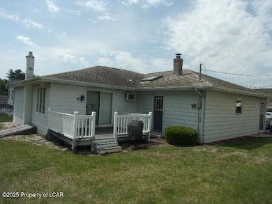103 Hillcrest 041