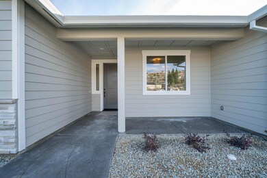 3073 Harlan Dr-4