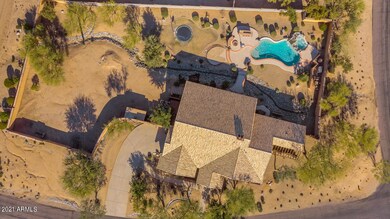 5620 E Juana Ct-large-035-001-5620 E Jua