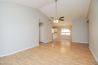 004-photo-living-room-8212449