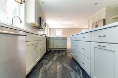 14 Breslin Farm Rd unit 14, Stratham, NH 03885 - photo 4