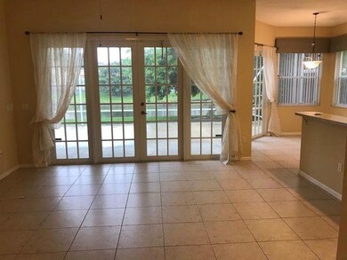 Dining room / Den