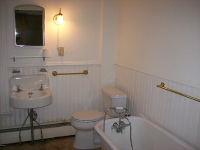 1539 West St, Honesdale, PA 18431 - photo 5