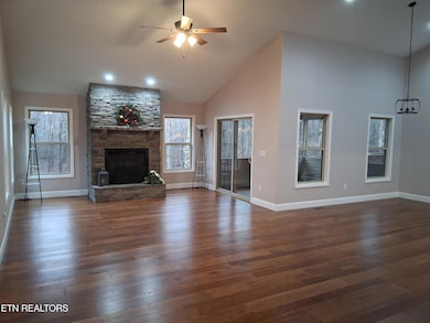 373 Cumberland Cove Rd, Monterey, TN 38574 - photo 7