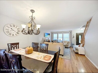 211 Alter Ave, Staten Island, NY 10305 - photo 7