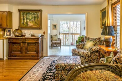 Dining Room, with Kitchen and sun room access