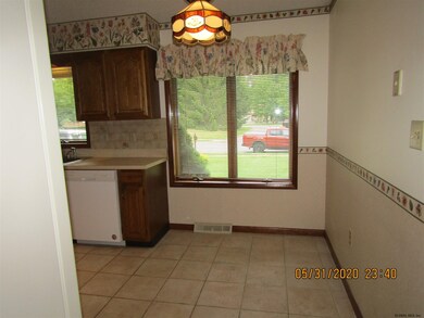 45 Rip van Ln, Saratoga Springs, NY 12866 - photo 5