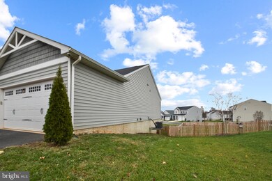 2041 Crepe Myrtle Ln, Culpeper, VA 22701 - photo 2